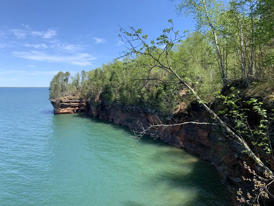 Lake Superior lakshore
